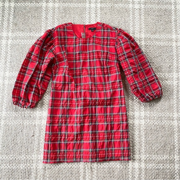 J. Crew Dresses & Skirts - J. Crew Puff-sleeve dress in Good Tidings plaid